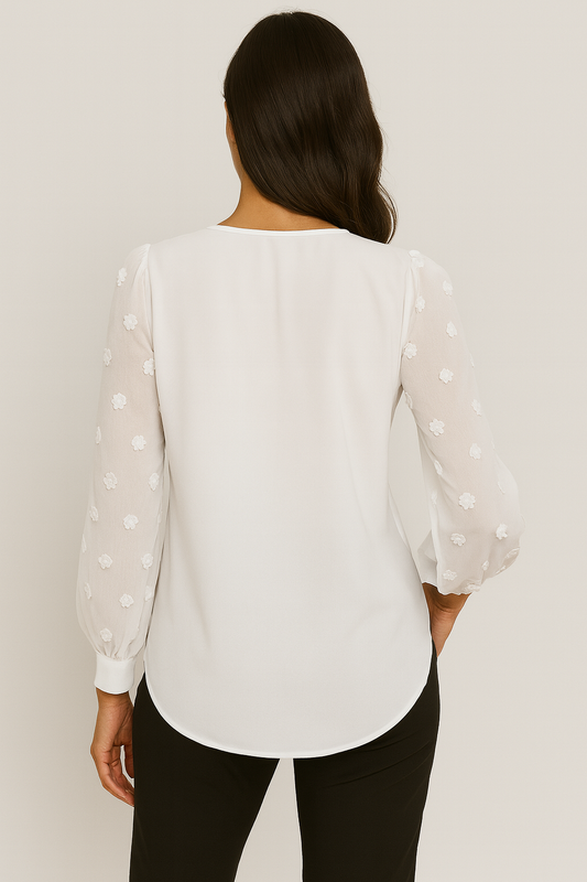 Sabrielle Elegant Lantern Sleeve