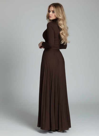 Armonia Long-Sleeved Top and Pleated Skirt Set